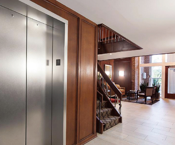 家用电梯